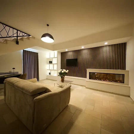 Hotel La Vecchia Torre 4*